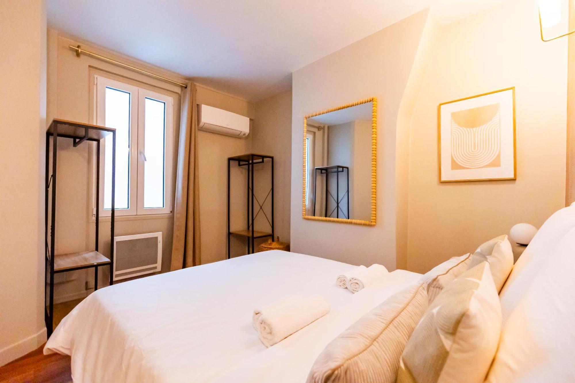 Appartement Coeur De - Grand Climatise 3 Br Parijs